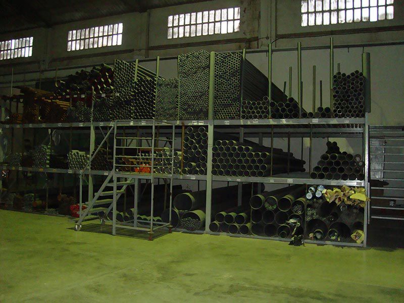 Accesorios galvanizados y de acero en Castellón